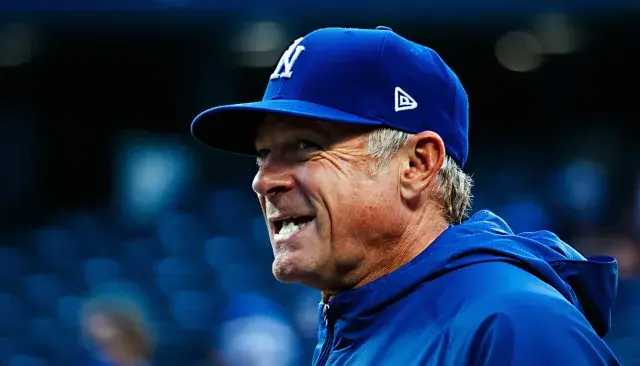 World Series-winning manager gets emotional after learning on live TV his team will retire his number